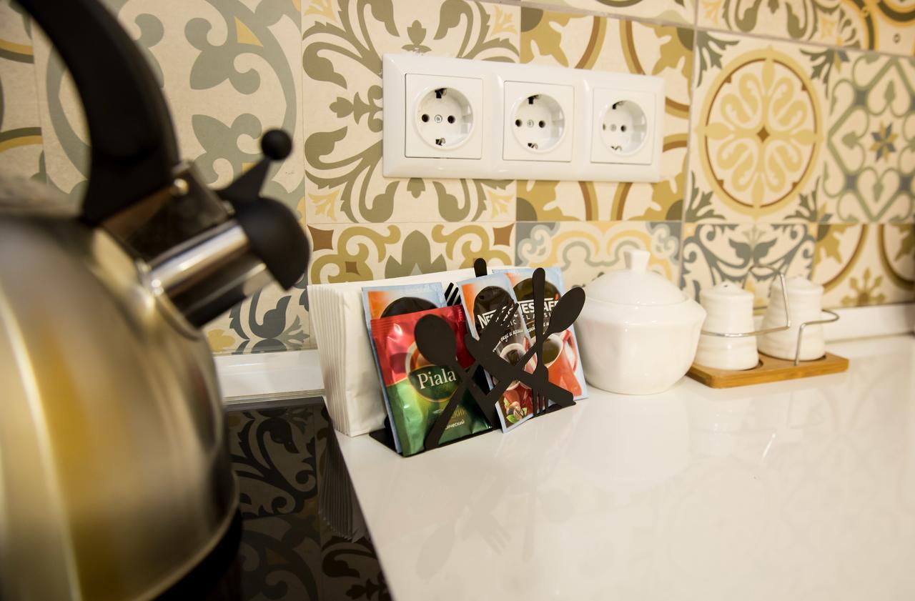 Meidan Suites Tbilisi Ngoại thất bức ảnh