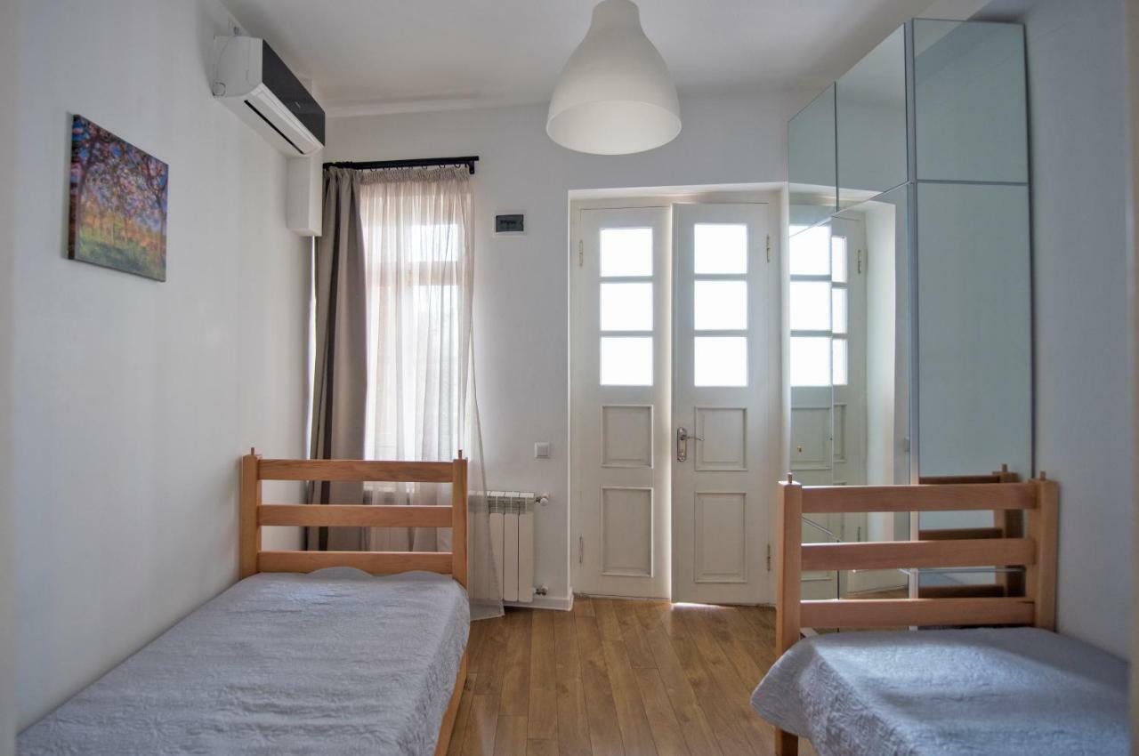 Meidan Suites Tbilisi Ngoại thất bức ảnh